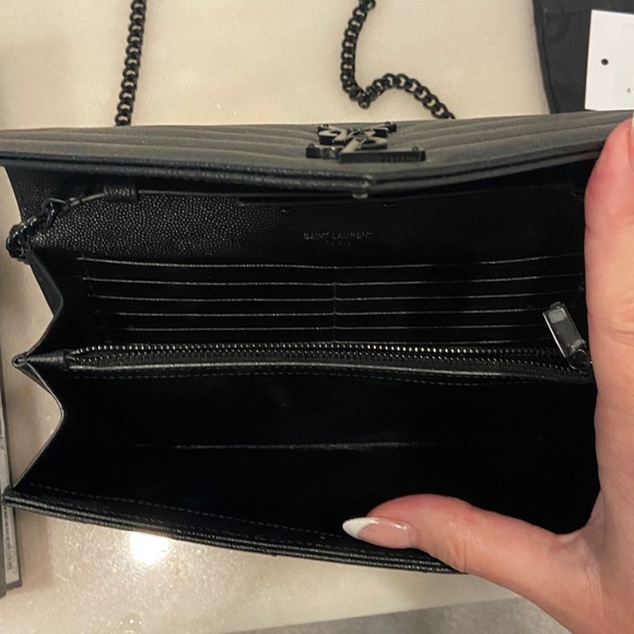 YSL Cassandre - Picture 7 of 15